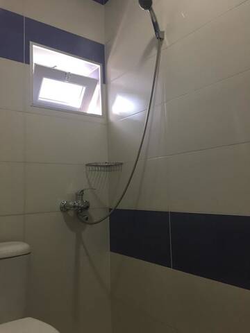 Фото номера Трехместный номер Гостевой дом Holiday Home Data г. Батуми 22