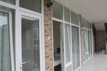 Фото номера Четырехместный номер с ванной комнатой Гостевой дом Rudi Guest House г. Батуми 10