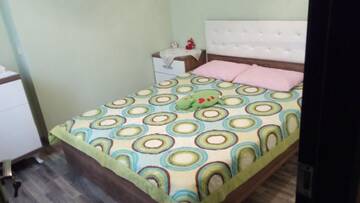 Фото номера Дом с 2 спальнями Дома для отпуска parnavaz mepe st 104 г. Батуми 28