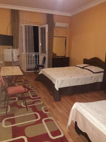 Фото номера Трехместный номер с видом на море Загородные дома Hotel Lika г. Батуми 14