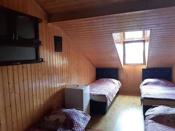 Фото номера Двухместный номер с 2 отдельными кроватями Гостевой дом Marita Guest House г. Батуми 8