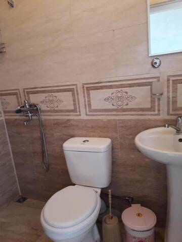 Фото номера Трехместный номер с видом на море Гостевой дом Guesthouse Achi г. Батуми 11