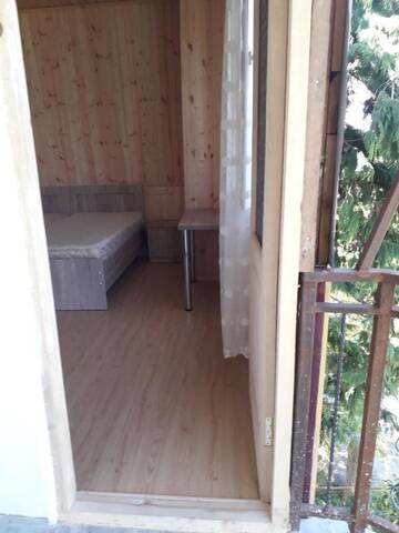 Фото номера Стандартный трехместный номер с видом на море Гостевой дом Guesthouse Achi г. Батуми 12