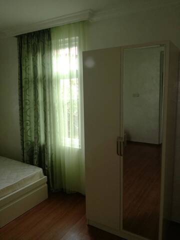 Фото номера Стандартный трехместный номер Гостевой дом Avto House г. Батуми 5