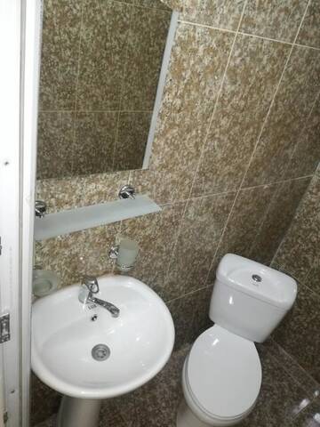 Фото номера Трехместный номер Гостевой дом Avto House г. Батуми 6
