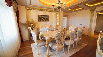Фото номера Президентский люкс Отель Wyndham Batumi г. Батуми 4