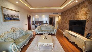 Фото номера Полулюкс Отель Wyndham Batumi г. Батуми 6