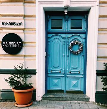 Фото Отель Mariinsky ApartHotel г. Батуми 1