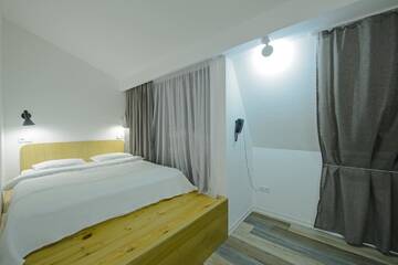 Фото номера Улучшенные апартаменты Отель Mariinsky ApartHotel г. Батуми 6