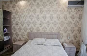 Фото номера Бюджетный двухместный номер с 1 кроватью Мини-отель 5 Rooms г. Батуми 24