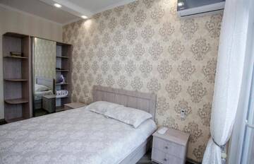 Фото номера Бюджетный двухместный номер с 1 кроватью Мини-отель 5 Rooms г. Батуми 14