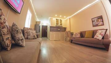 Фото номера Апартаменты с 1 спальней Апарт-отели Apart Hotel Orbi Towers г. Батуми 7