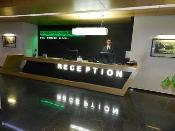 Фото номера Апартаменты с видом на море Апарт-отели Apart Hotel Orbi Towers г. Батуми 10
