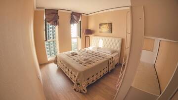 Фото номера Апартаменты с 1 спальней Апарт-отели Apart Hotel Orbi Towers г. Батуми 14