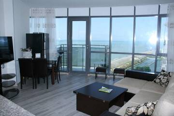Фото номера Апартаменты в пентхаусе Апарт-отели Apart Hotel Orbi Towers г. Батуми 15