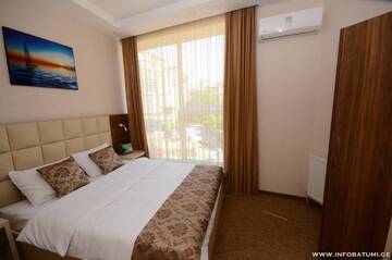 Фото номера Люкс с кроватью размера «king-size» Отель City Hotel г. Батуми 4