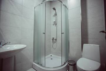 Фото номера Стандартный трехместный номер Отель City Hotel г. Батуми 4