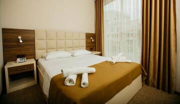 Фото номера Стандартный двухместный номер с 1 кроватью Отель City Hotel г. Батуми 6