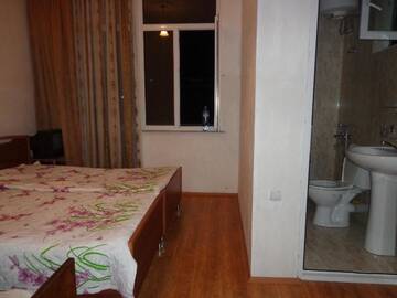 Фото номера Стандартный трехместный номер Гостевой дом Guest House in Sarpi г. Батуми 2