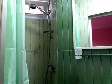 Фото номера Двухместный номер с 1 кроватью и собственной ванной комнатой Гостевой дом Guesthouse Next to beach г. Батуми 53
