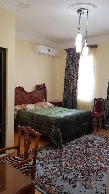 Фото номера Люкс с кроватью размера «king-size» и балконом Гостевой дом Guest House Luka г. Батуми 3