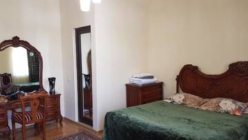 Фото номера Люкс с кроватью размера «king-size» и балконом Гостевой дом Guest House Luka г. Батуми 5
