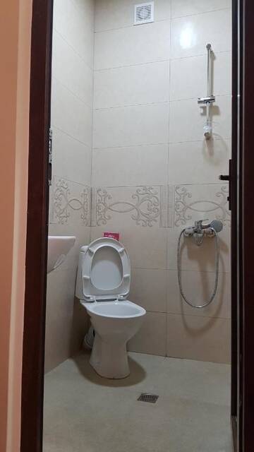 Фото номера Люкс с кроватью размера «king-size» и балконом Гостевой дом Guest House Luka г. Батуми 10