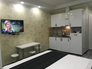 Фото номера Люкс, вид на море Апарт-отели Aparthotel Selfie г. Батуми 23