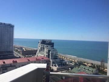 Фото номера Люкс, вид на море Апарт-отели Aparthotel Selfie г. Батуми 38