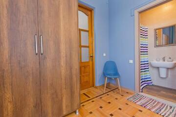 Фото номера Двухместный номер с 1 кроватью и балконом Отель Home #21 г. Батуми 8