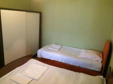 Фото номера Стандартный трехместный номер Проживание в семье Homestay Seaside by Manuchar г. Батуми 5