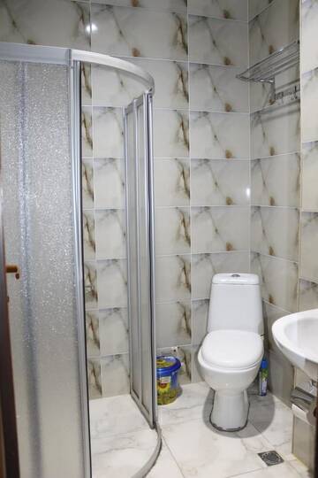 Фото номера Двухместный номер с 1 кроватью Отели типа «постель и завтрак» Roof Inn г. Батуми 4
