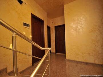 Фото номера Двухместный номер с 2 отдельными кроватями и балконом Отель Hotel Temo in Batumi г. Батуми 8