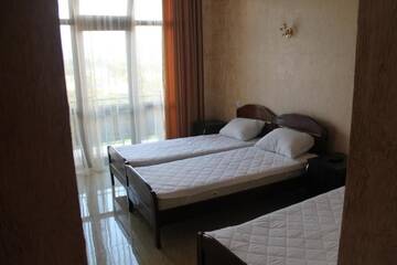 Фото номера Трехместный номер Отель Hotel Temo in Batumi г. Батуми 2