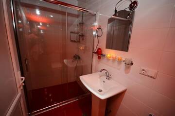 Фото номера Апартаменты-студио Апарт-отели ApartHotel My Home г. Батуми 22