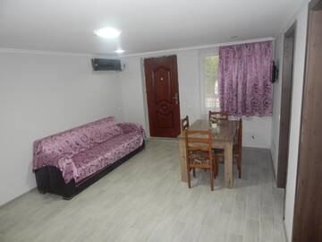 Фото номера Апартаменты с 2 спальнями Апарт-отели ApartHotel My Home г. Батуми 13