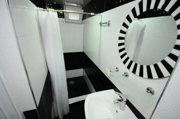 Фото номера Апартаменты с 1 спальней Апарт-отели ApartHotel My Home г. Батуми 31