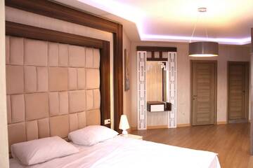 Фото номера Апартаменты с видом на море Апарт-отели Odisea Apart Hotel г. Батуми 2