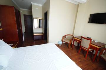 Фото номера Большой двухместный номер с 1 кроватью Отель Hotel 725 г. Батуми 10