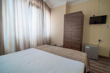 Фото номера Бюджетный двухместный номер с 1 кроватью Отель Hotel Dadiani г. Батуми 13
