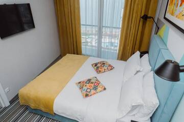Фото номера Семейный номер с видом на море Апарт-отели Aparthotel Tangerine г. Батуми 9