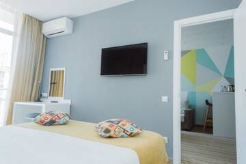Фото номера Семейный люкс Апарт-отели Aparthotel Tangerine г. Батуми 12