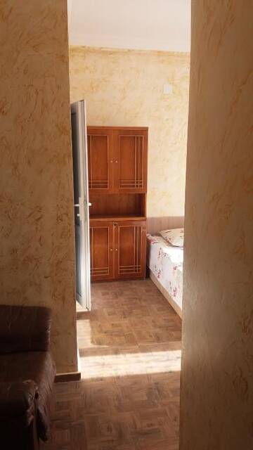 Фото номера Четырехместный номер &quot;Комфорт&quot; Отели типа «постель и завтрак» Merab House г. Батуми 9