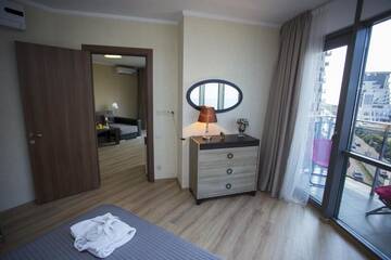 Фото номера Апартаменты Делюкс Отель Blue Star Batumi г. Батуми 49