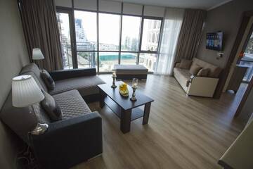 Фото номера Апартаменты Делюкс Отель Blue Star Batumi г. Батуми 46