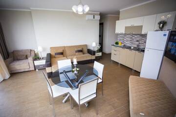 Фото номера Апартаменты Делюкс Отель Blue Star Batumi г. Батуми 34