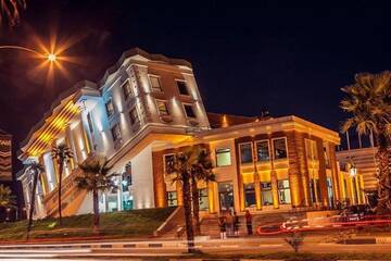 Фото номера Апартаменты Делюкс Отель Blue Star Batumi г. Батуми 69