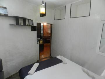 Фото номера Стандартный трехместный номер Гостевой дом House in Old Batumi г. Батуми 10