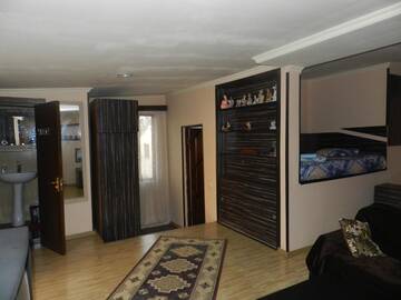 Фото номера Четырехместный номер с ванной комнатой Гостевой дом House in Old Batumi г. Батуми 7