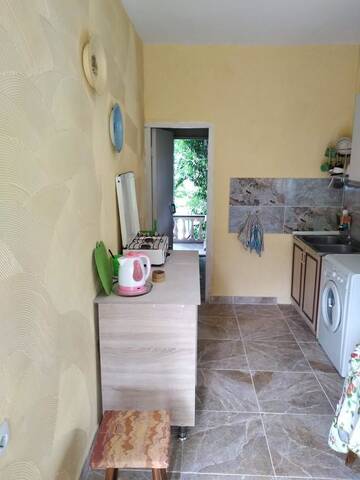 Фото номера Дом с 2 спальнями Дома для отпуска House on Magnolii 1 г. Батуми 17